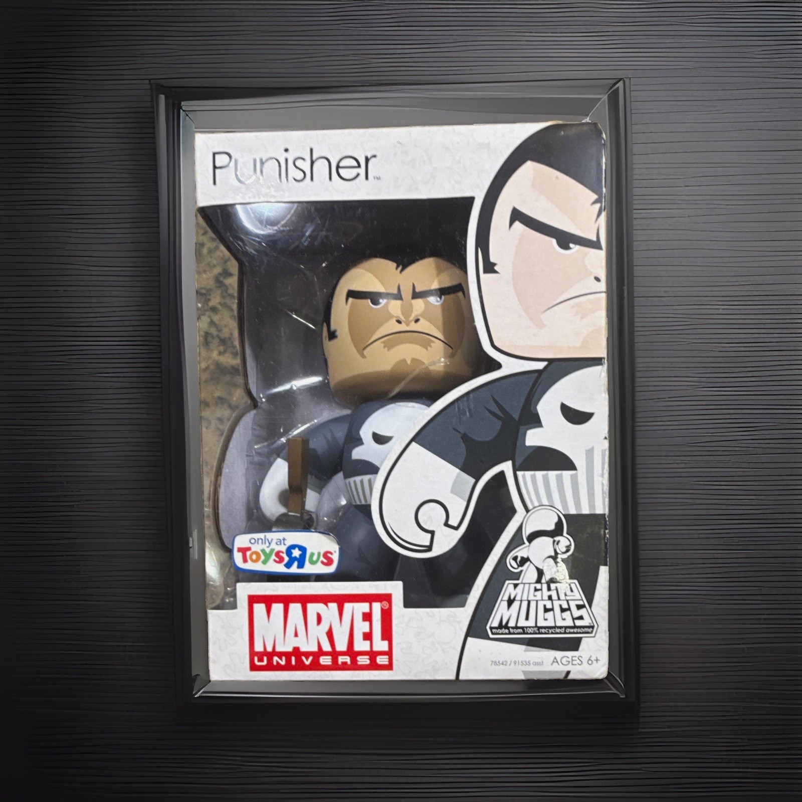 Hasbro Mighty Muggs Marvel Universe Punisher Figure Toys R Us Exclusive Gun