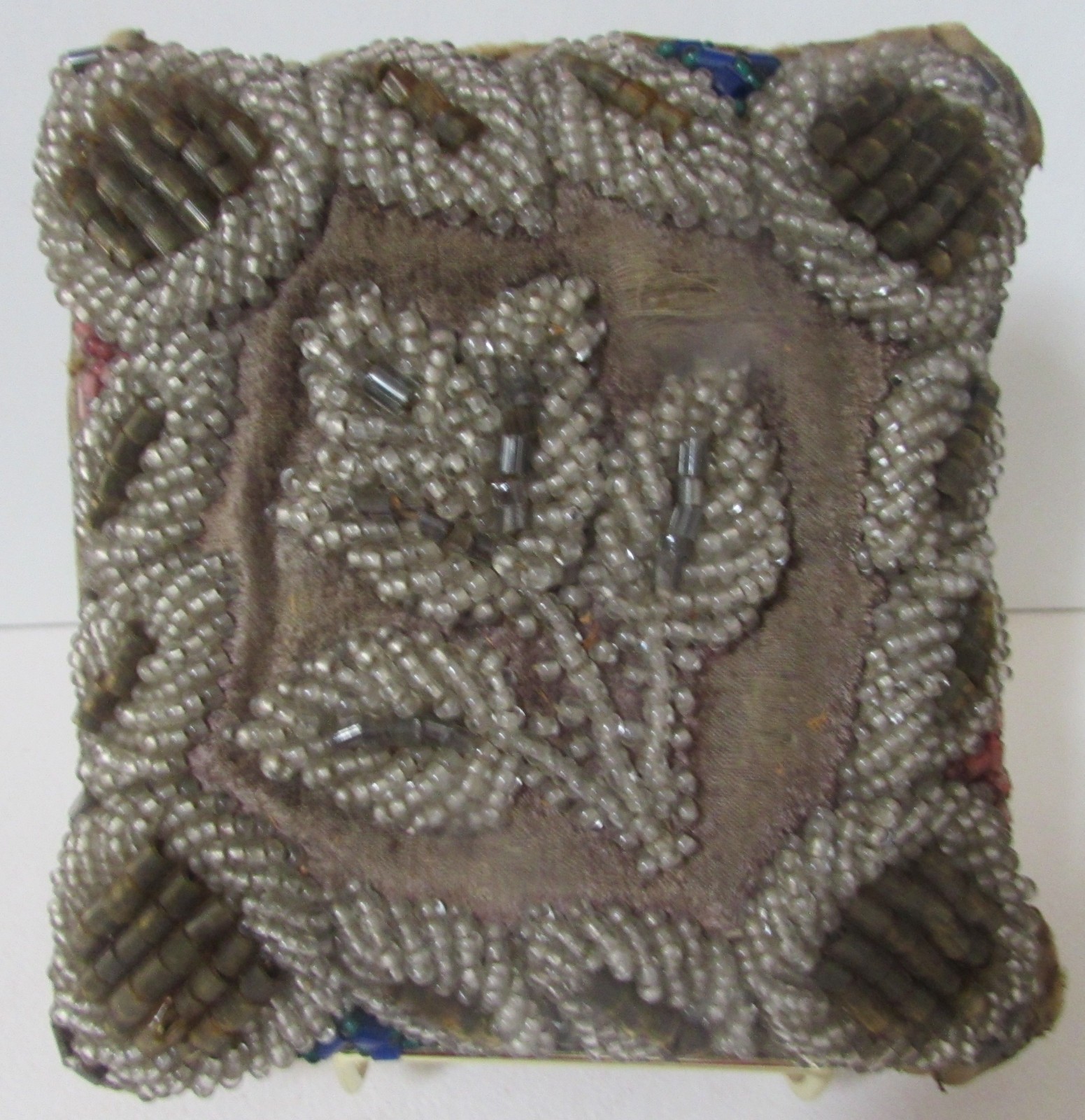 SALE AUTHENTIC NATIVE AMERICAN INDIAN BEADED PILLOW~6\