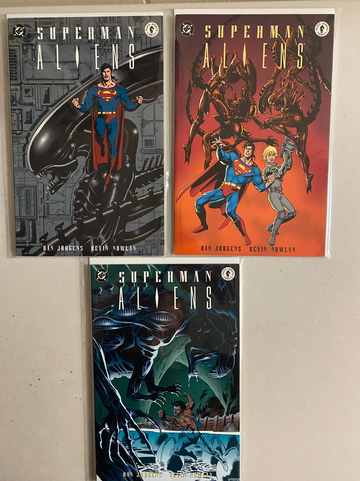 Superman vs Aliens set #1-3 DC Dark Horse (8.0 VF) (1995) Superman vs Aliens set #1-3 DC Dark Horse (8.0 VF) (1995)