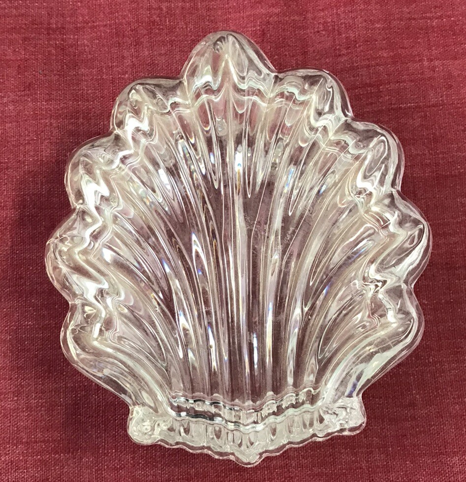 Vintage “GORHAM” Chantilly Shell Trinket Box Full Lead Crystal Heavy Clear