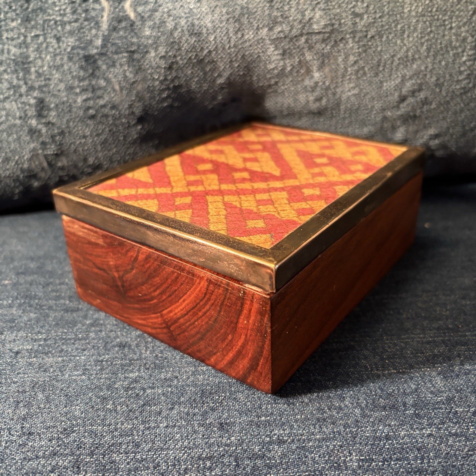 Peruvian Wood Box Trinket Jewelry Sterling Rim Chancay Textile Glass Top VTG