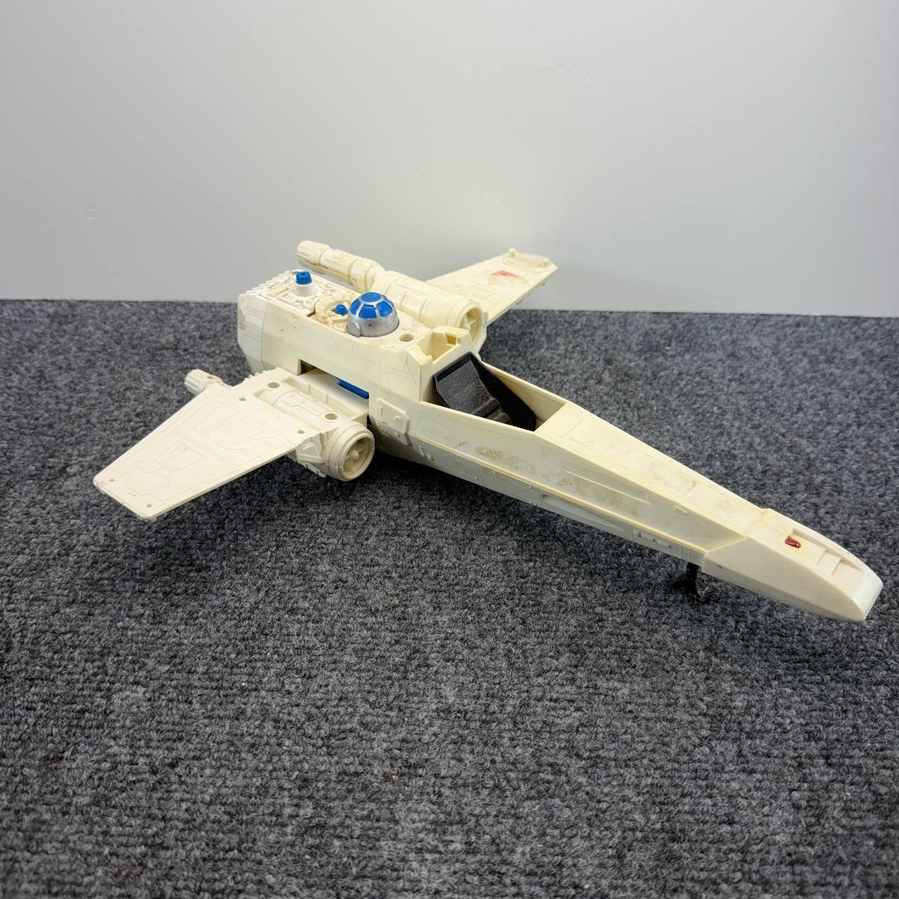 Vintage 1978 Kenner Star Wars X-Wing Fighter Original Lucasfilm 38030 Vintage 1978 Kenner Star Wars X-Wing Fighter Original Lucasfilm 38030