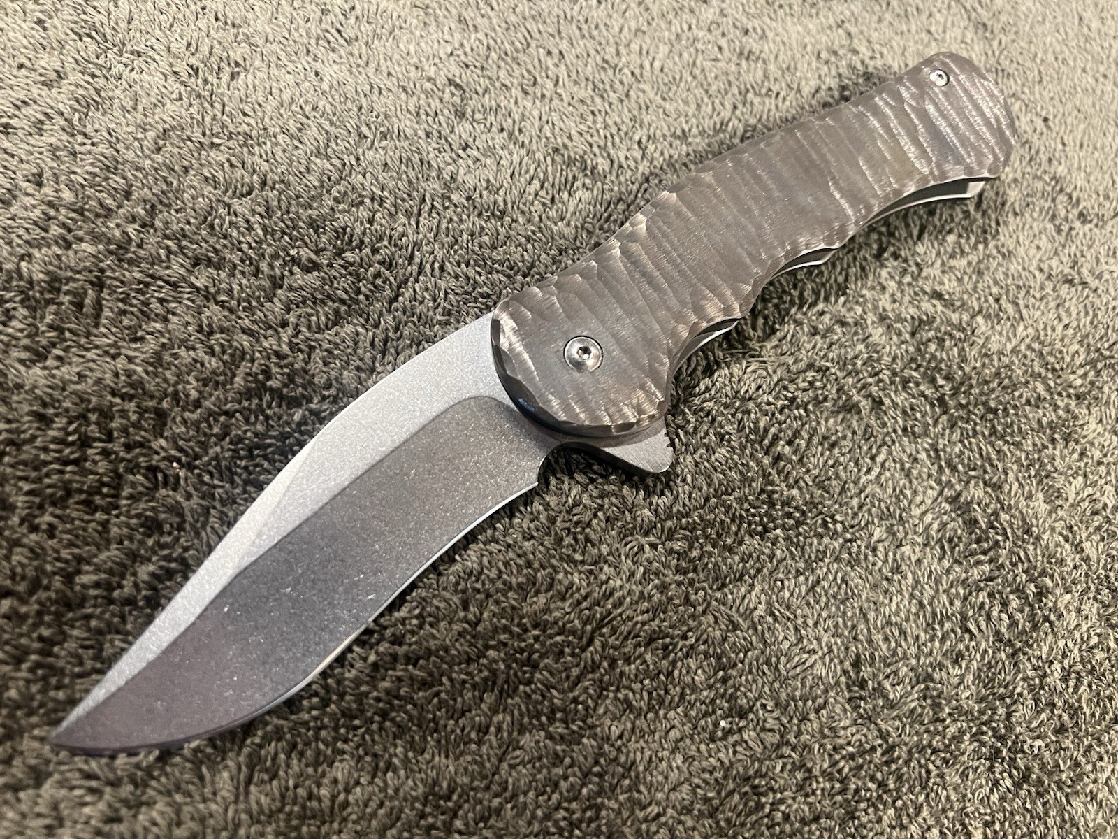 Matt Cucchiara Custom Carved Flipper VG10 Steel - NEW