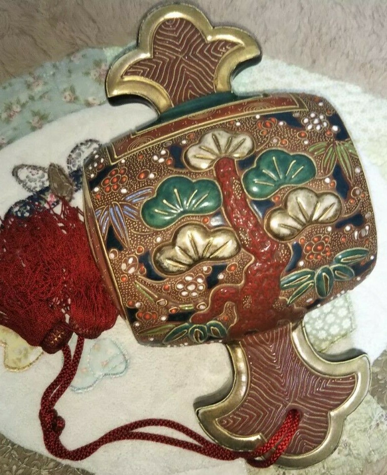 Ceramic big figurine of Lucky mallet of KUTANI ware from Japan