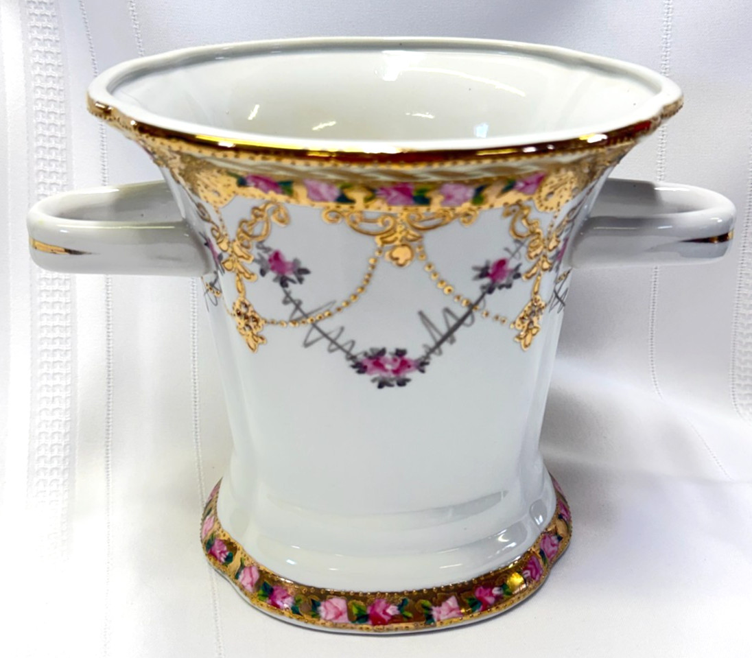 Vtg NIPPON Porcelain Double Handled Vase Floral Roses Gold Accents 6 3/4