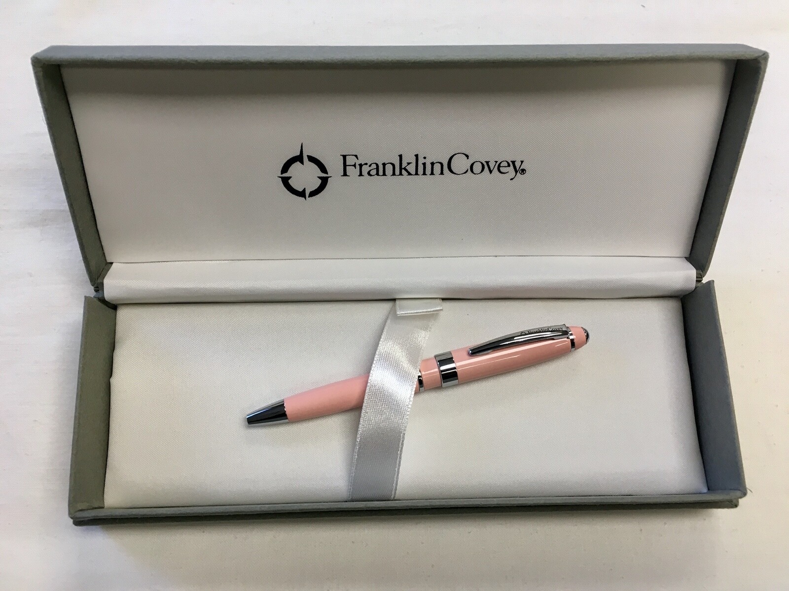 Franklin Covey Bristol MINI Pink Ballpoint Pen Franklin Covey Bristol MINI Pink Ballpoint Pen