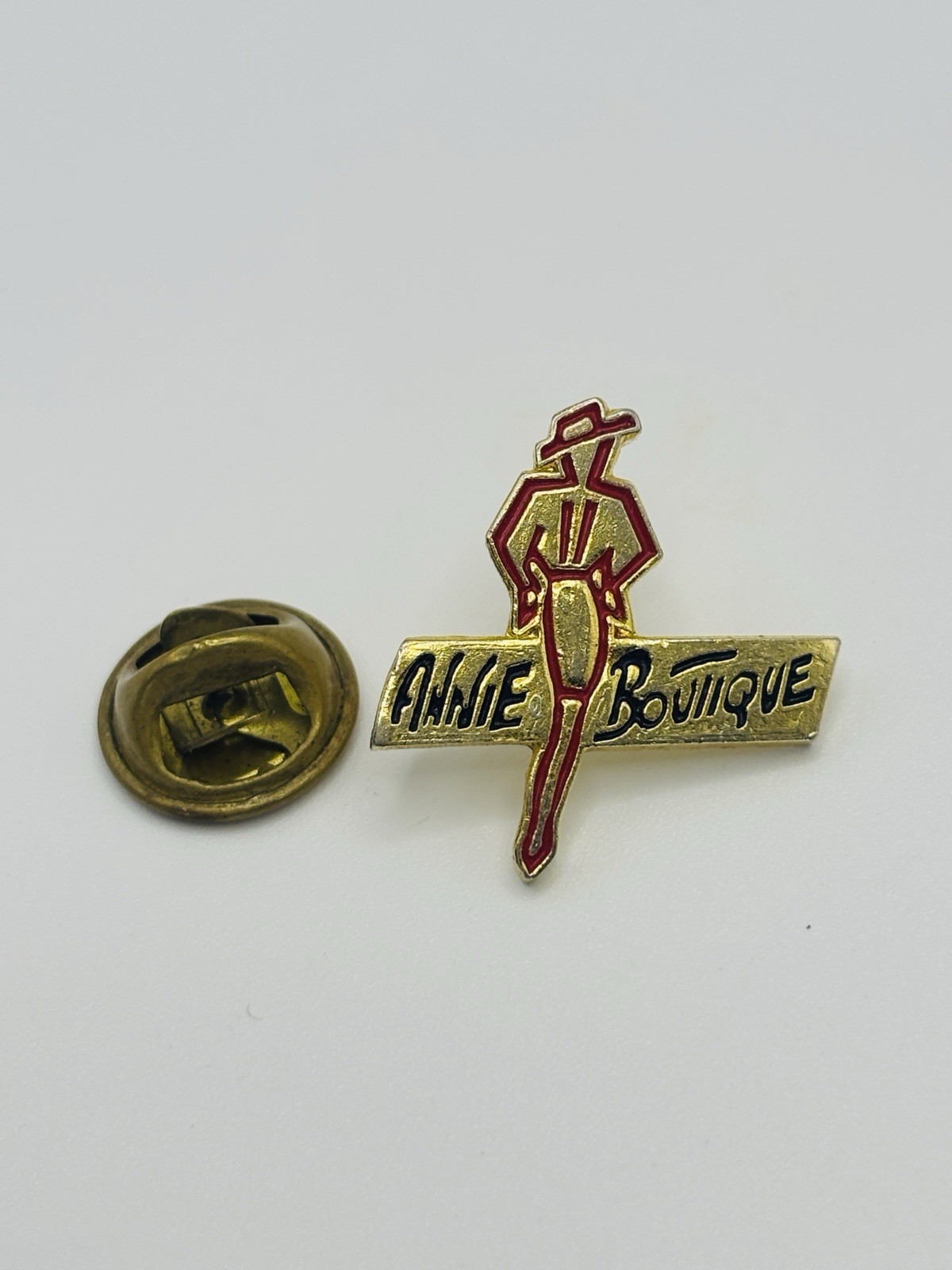 Vintage Annie Boutique French Fashion Enamel Pin Badge Retro Advertising
