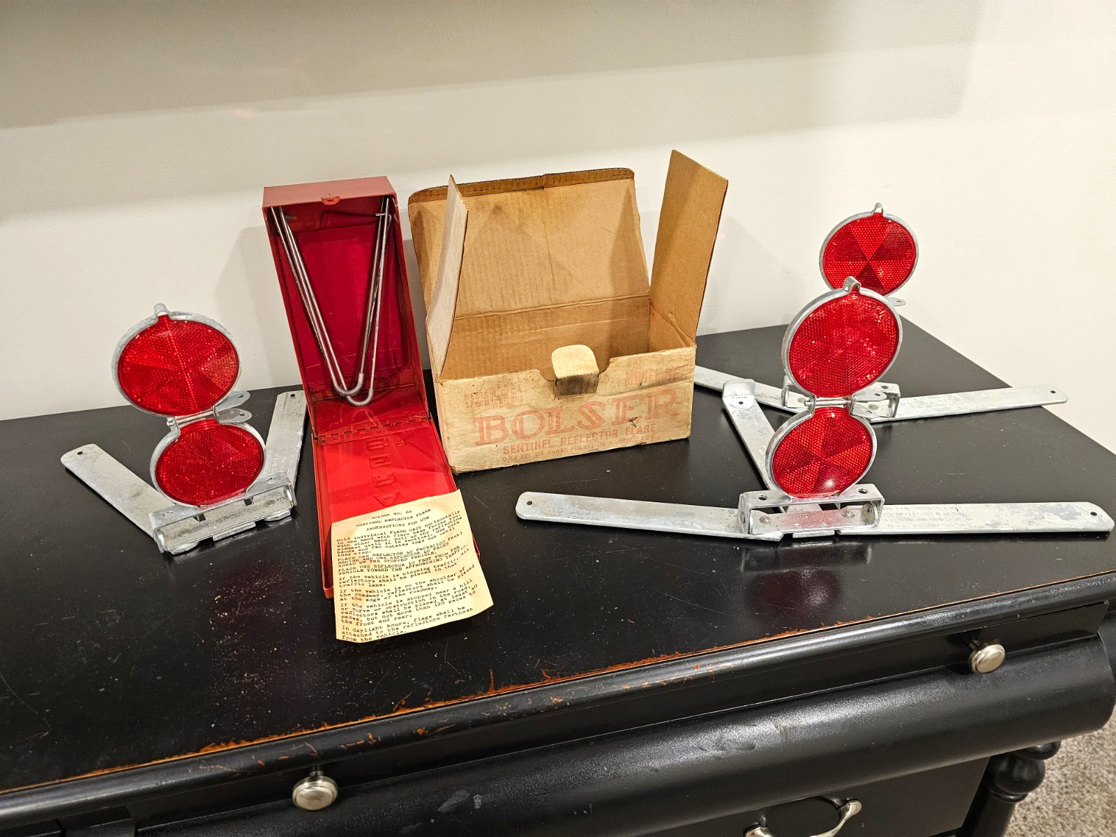 Vintage Bolser Model 66 Sentinel Reflector Flare Set 3 Road Flares Box Manual