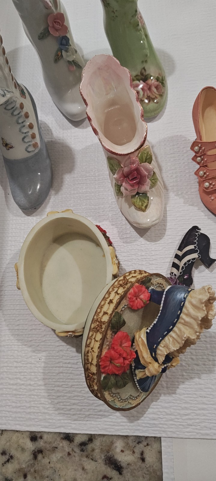 Vintage Collectibles Victorian Shoes Trinket Box Magnet Lot Of 7 Various Brands