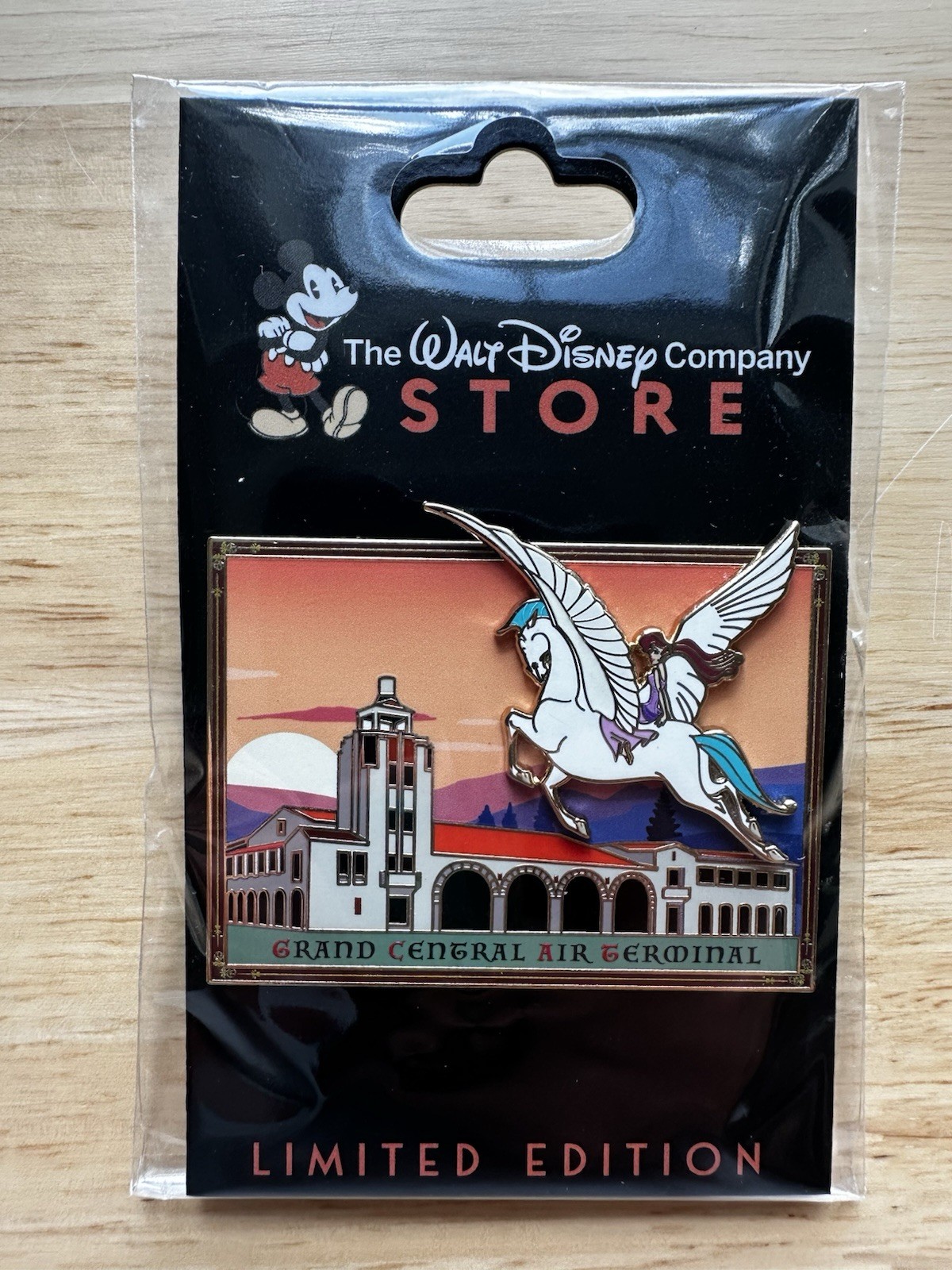 TWDC DEC Disney Grand Central Air Terminal Pin - Meg & Pegasus TWDC DEC Disney Grand Central Air Terminal Pin - Meg & Pegasus