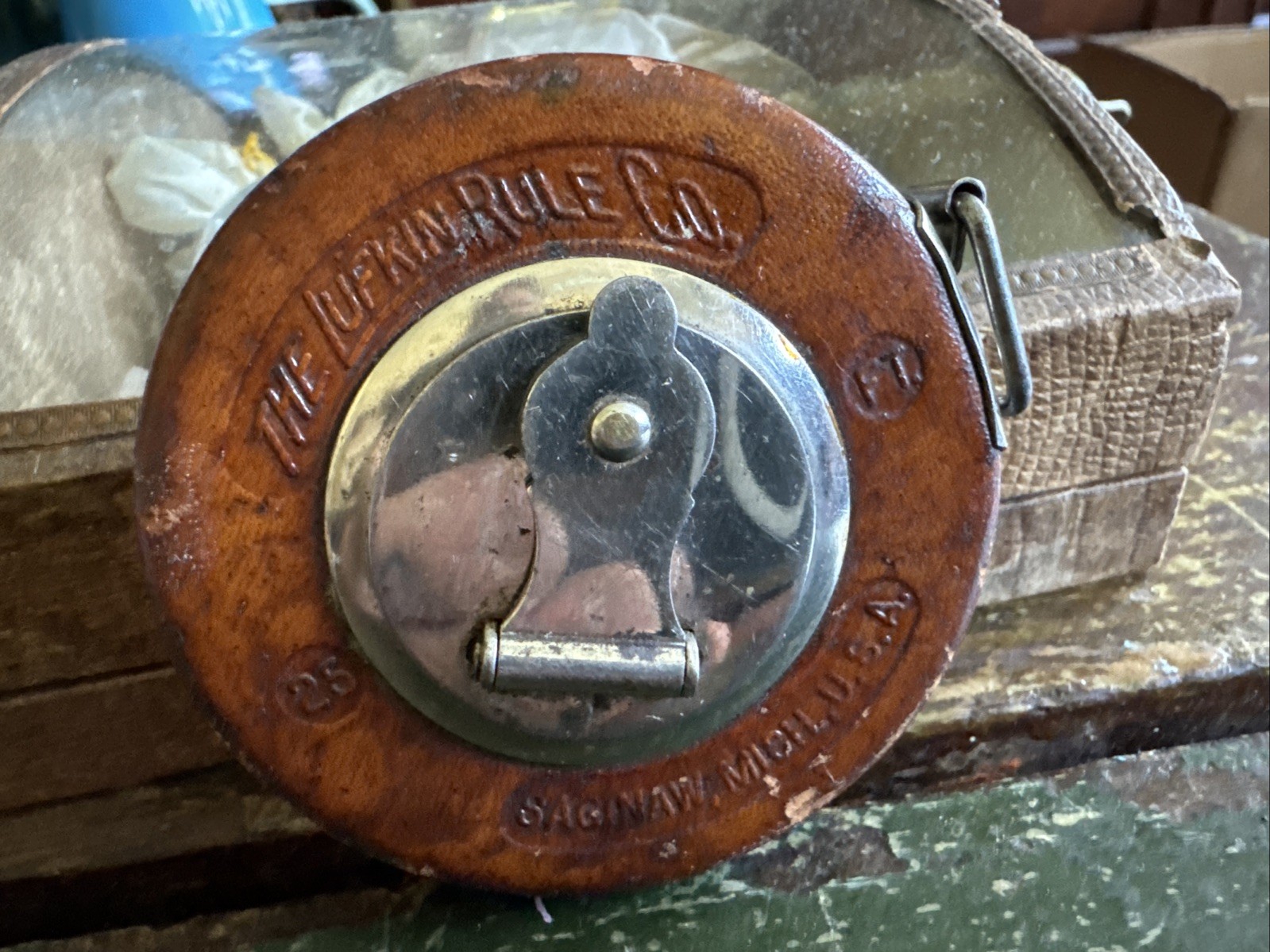 Antique Lufkin 25ft Steel Measuring Tape Leather Case “Challenge”