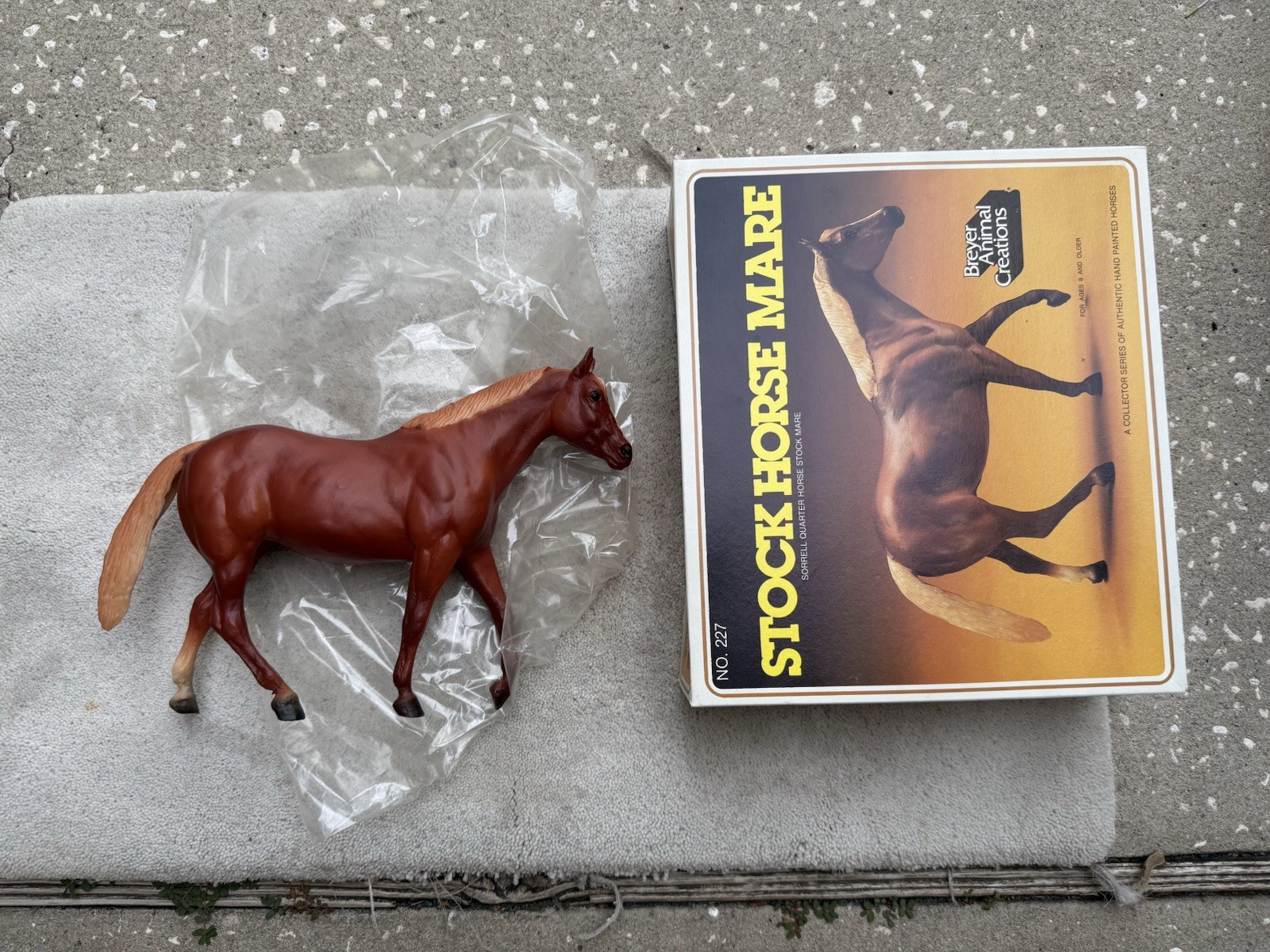 NICE Vintage Breyer Sorrel Quarter Stock Horse Mare #227 Picture Box EXCELLENT