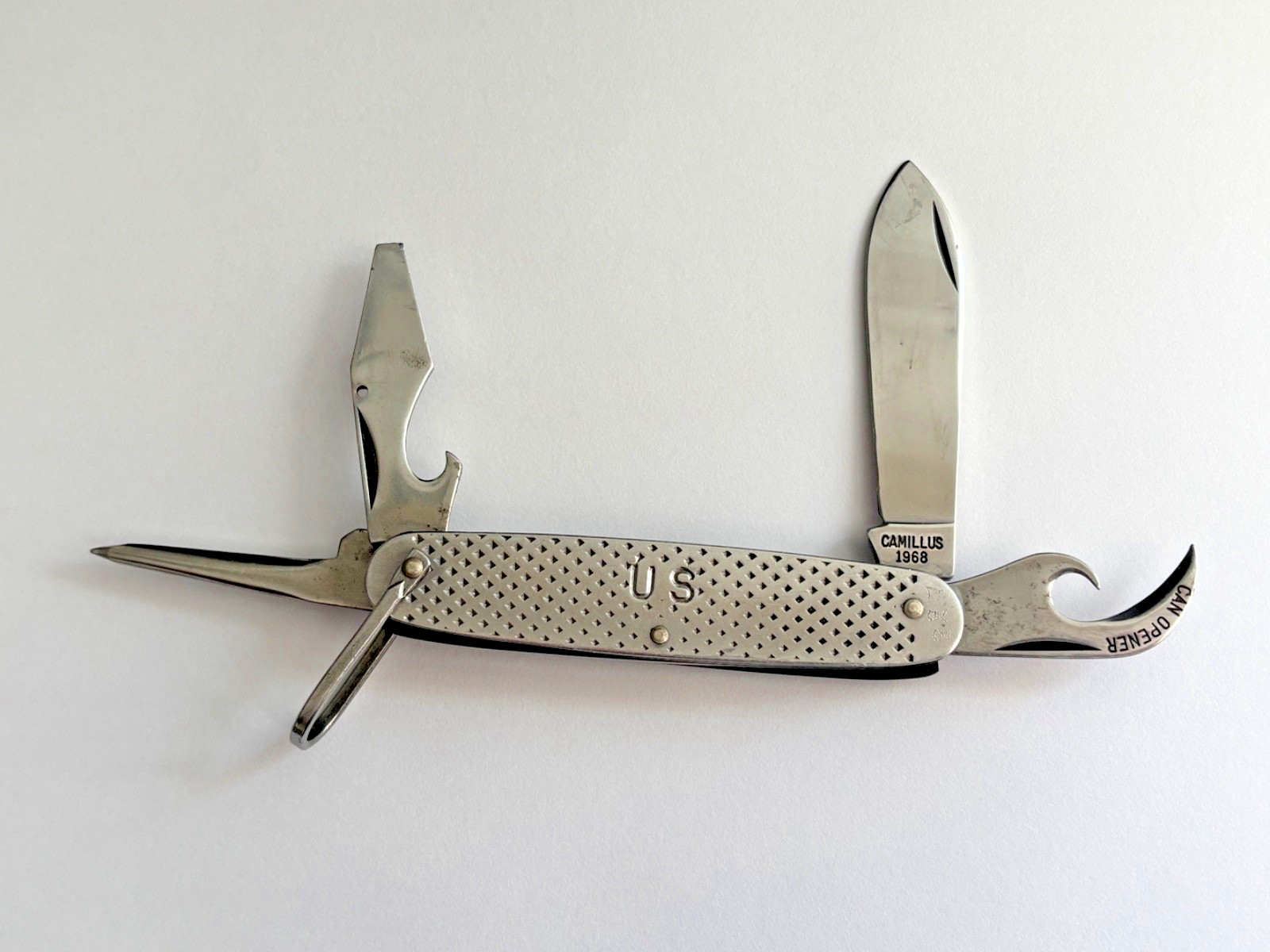 Camillus 1968 US Issued Vietnam War Military Utility Pocket Knife 4 Blade