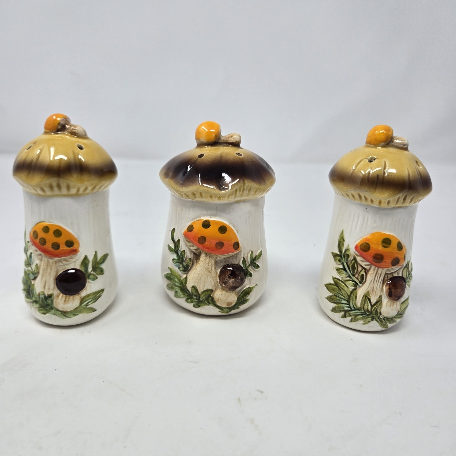 Vintage Merry Mushroom Salt And Pepper Shaker Set Made In Japan - 3 pcs