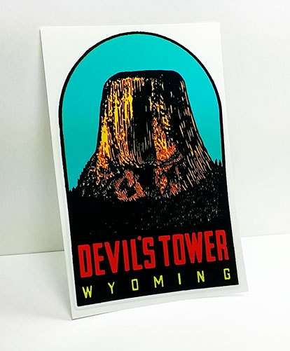 Devil's Tower Wyoming Vintage Style Decal / Vinyl Sticker, Luggage Label Devil's Tower Wyoming Vintage Style Decal / Vinyl Sticker, Luggage Label