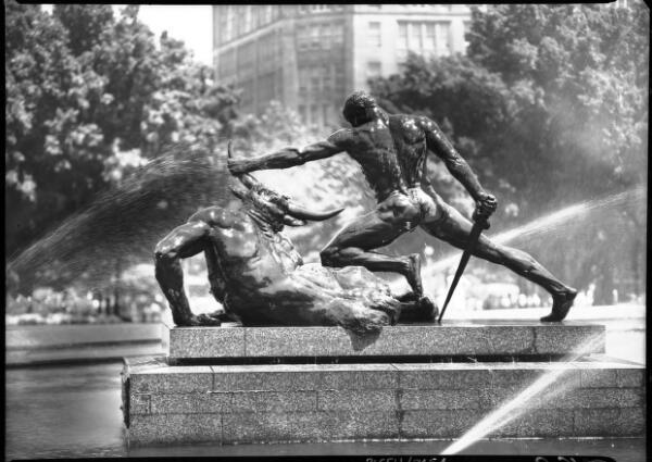 NSW Archibald Fountain Hyde Park Theseus slaying the Minotaur Syd - Old Photo