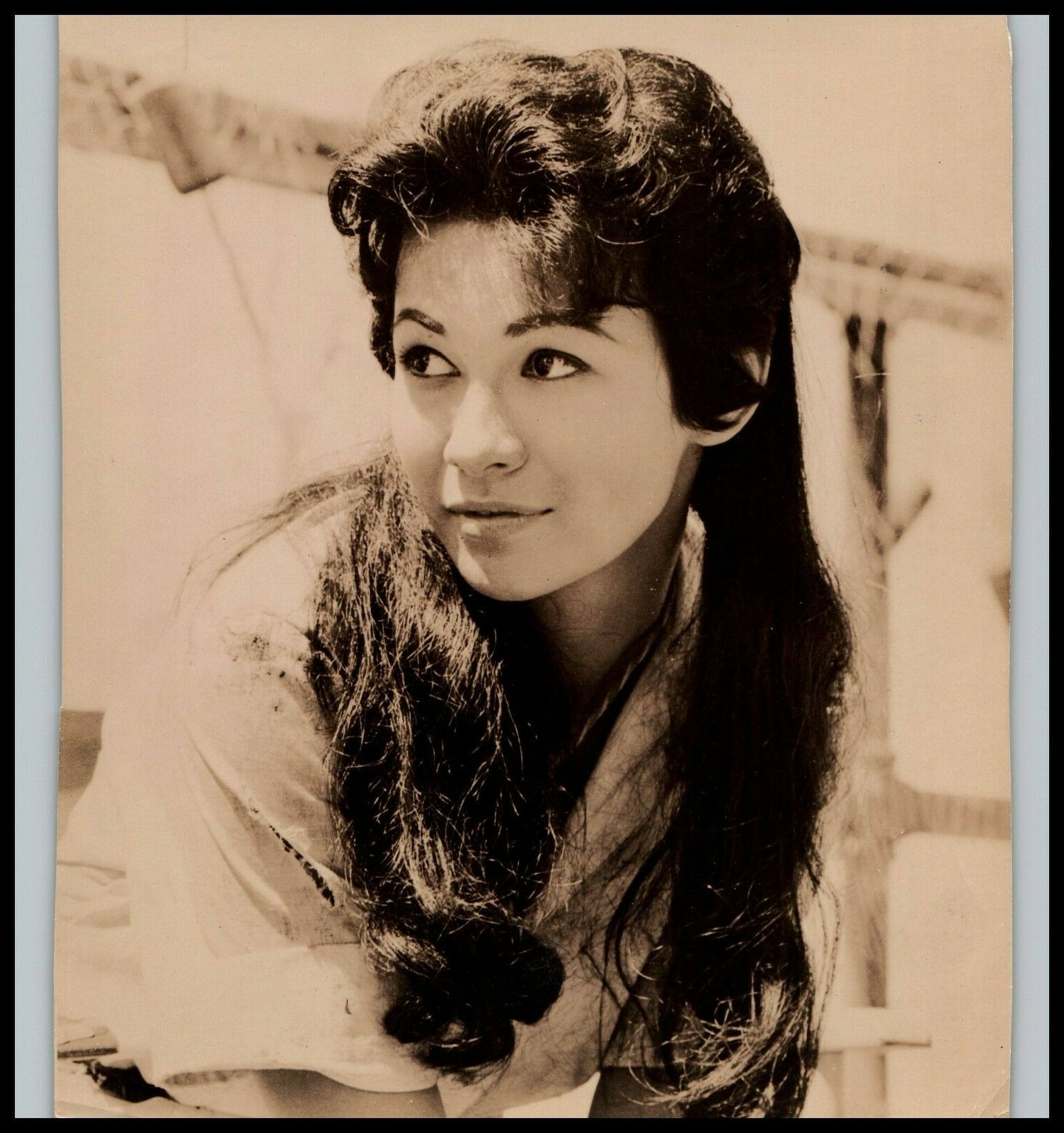 Hollywood Beauty BARBARA LUNA ALLURING POSE 1950s STUNNING PORTRAIT Photo 532