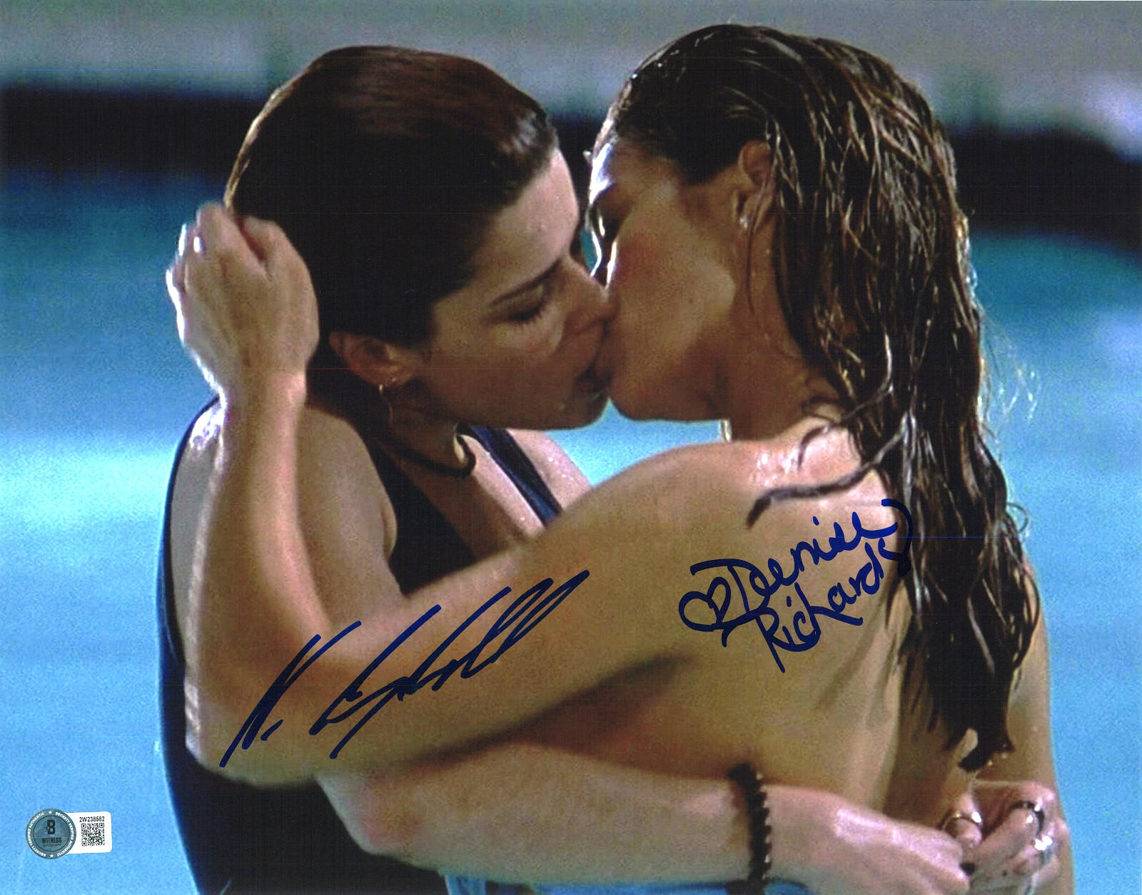 Denise Richards Neve Campbell Signed Autograph Wild Things 11x14 Photo Beckett