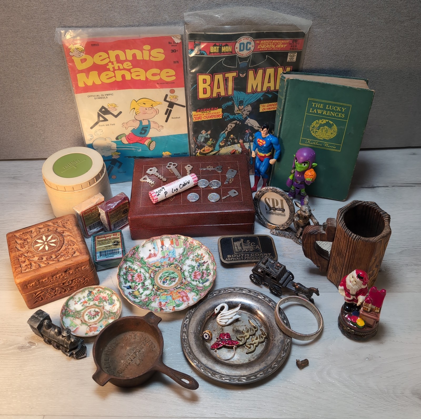 JUNK DRAWER Lot (40+) Antique & Vintage Americana Coins Comics Toys Rustic