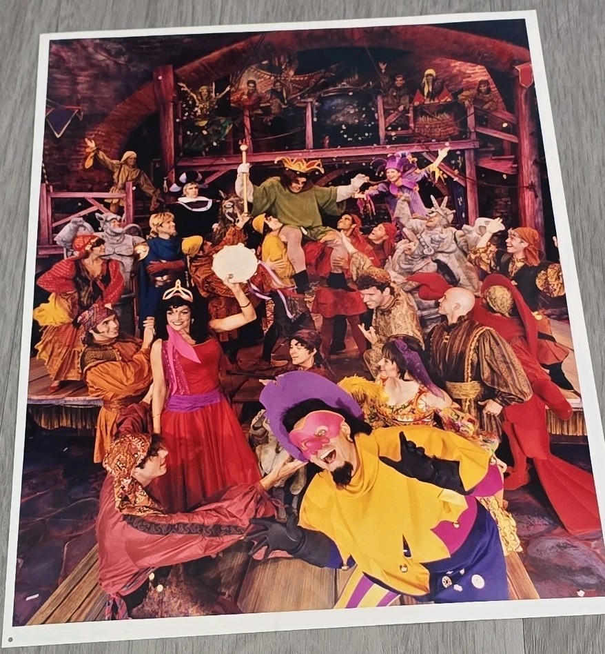Vintage 1998 Walt Disney World MGM Hunchback Of Notre Dame Press Photograph