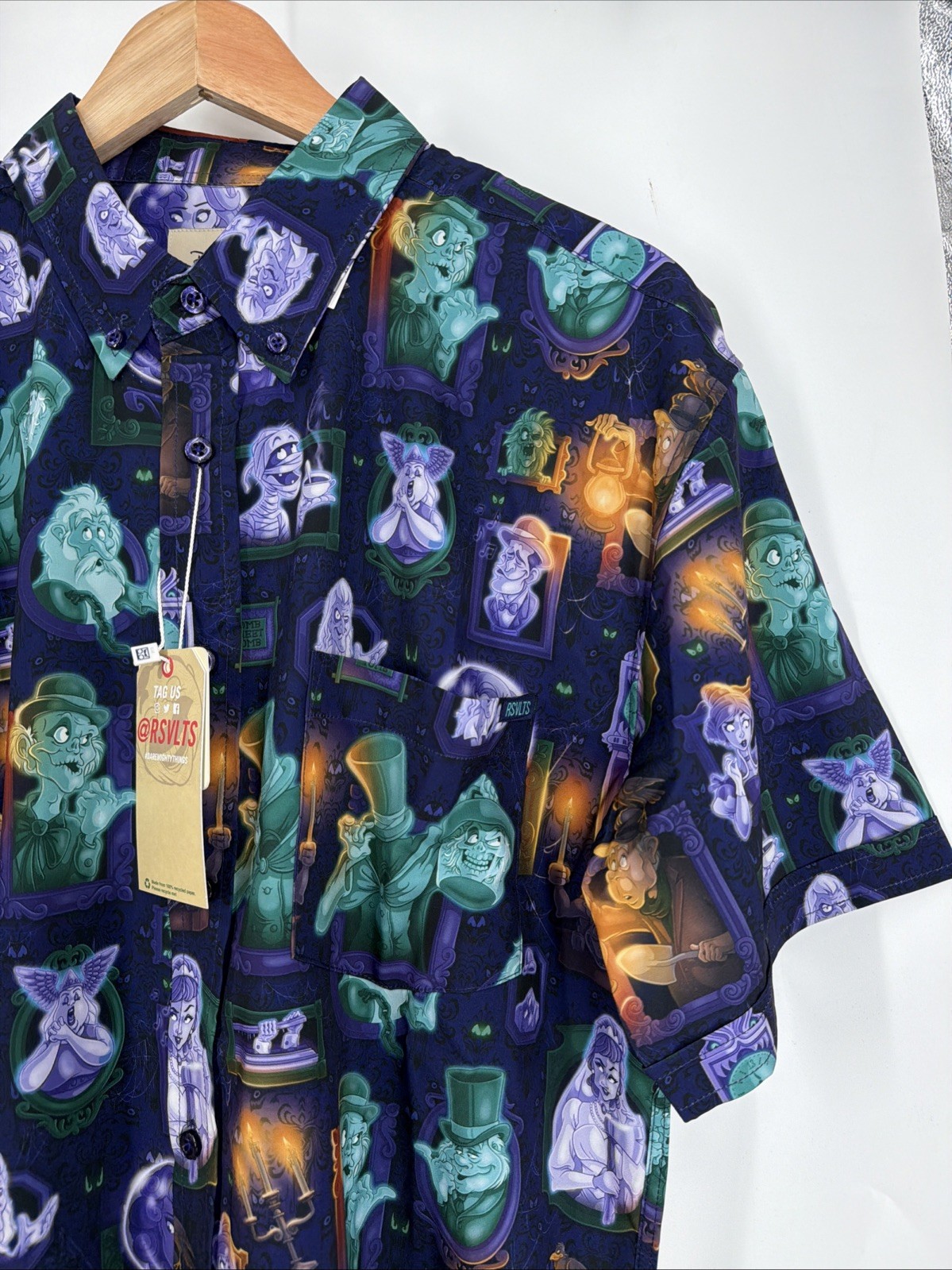 2025 Disney Parks RSVLTS Haunted Mansion Shirt Mens Large Button Up Ghosts NWT