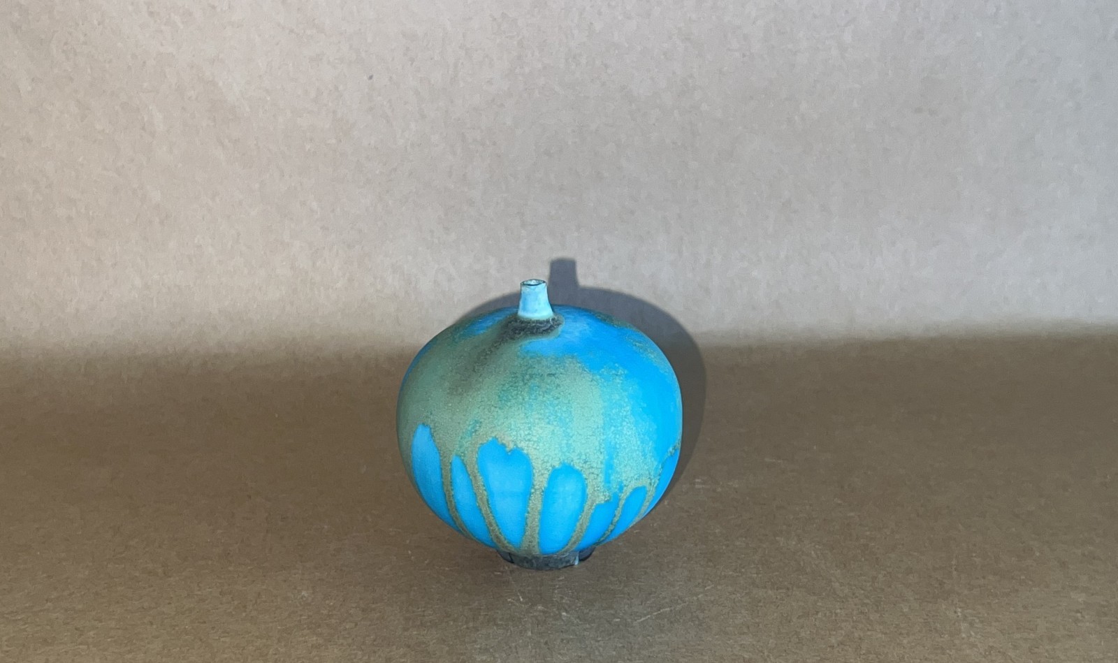 Rose Cabat Vintage MCM Pottery Ceramic Feelie Vase Signed