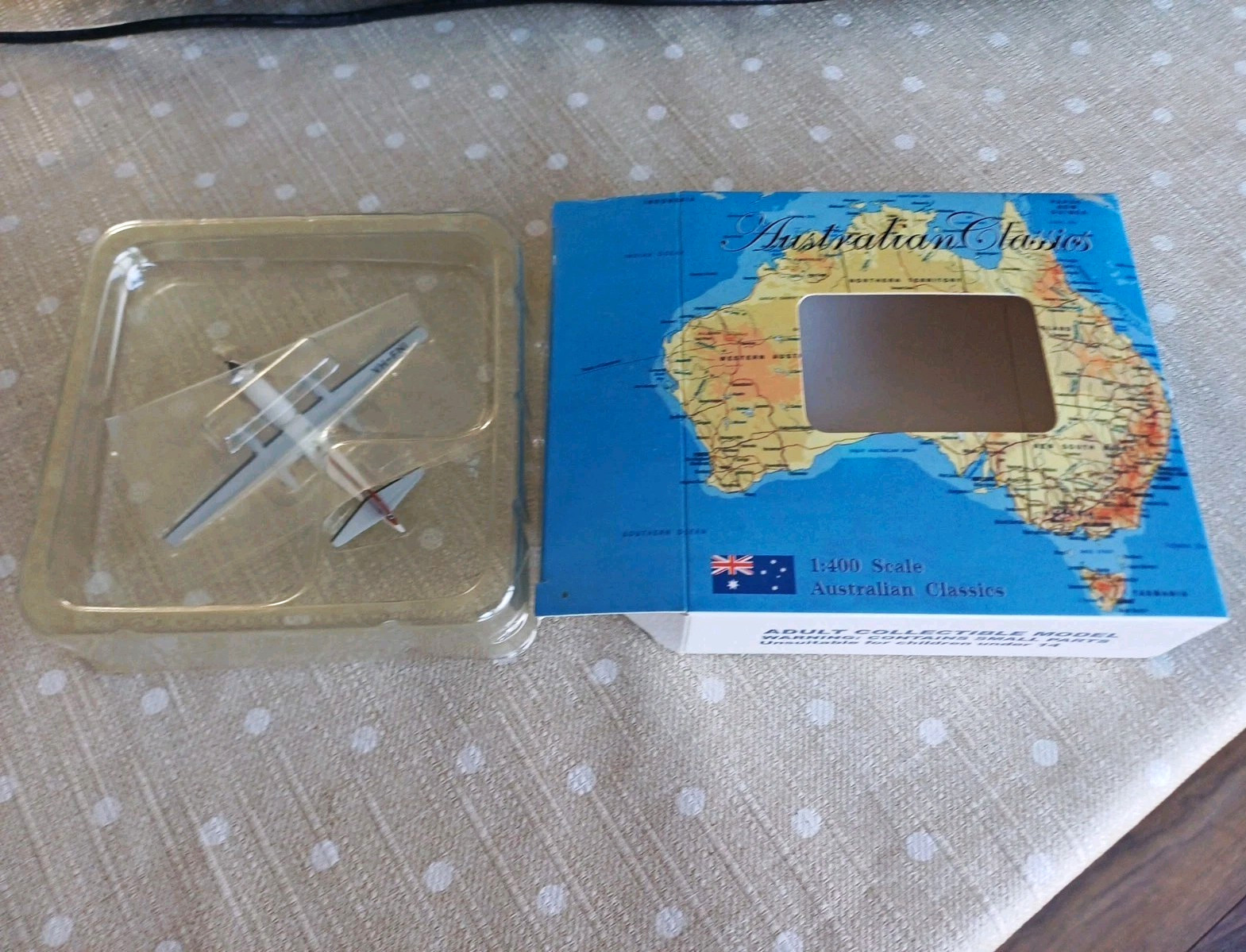 Aeroclassics Australian Classics VH-FNI Fokker F27 1:400 Diecast Model Ref LL15