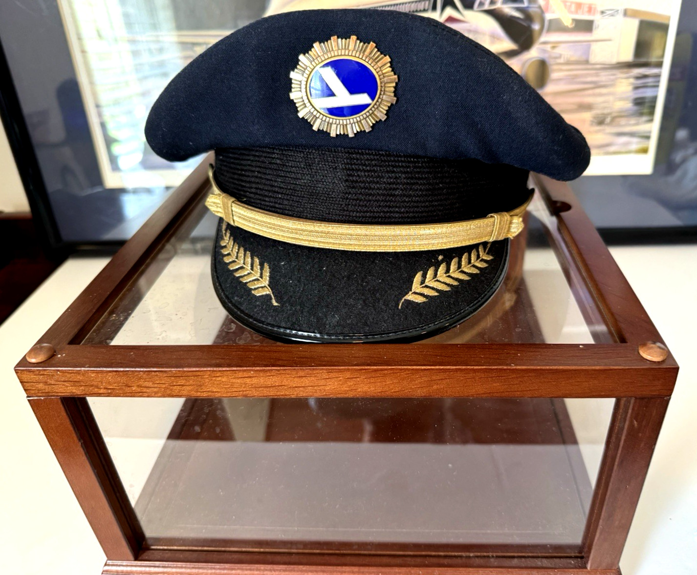VTG. Eastern Airlines Pilot Captain Uniform Hat w Enamel Badge in a Display Case