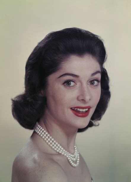 Scottish actress Maureen Swanson posed wearing a pearl necklace in - Old Photo