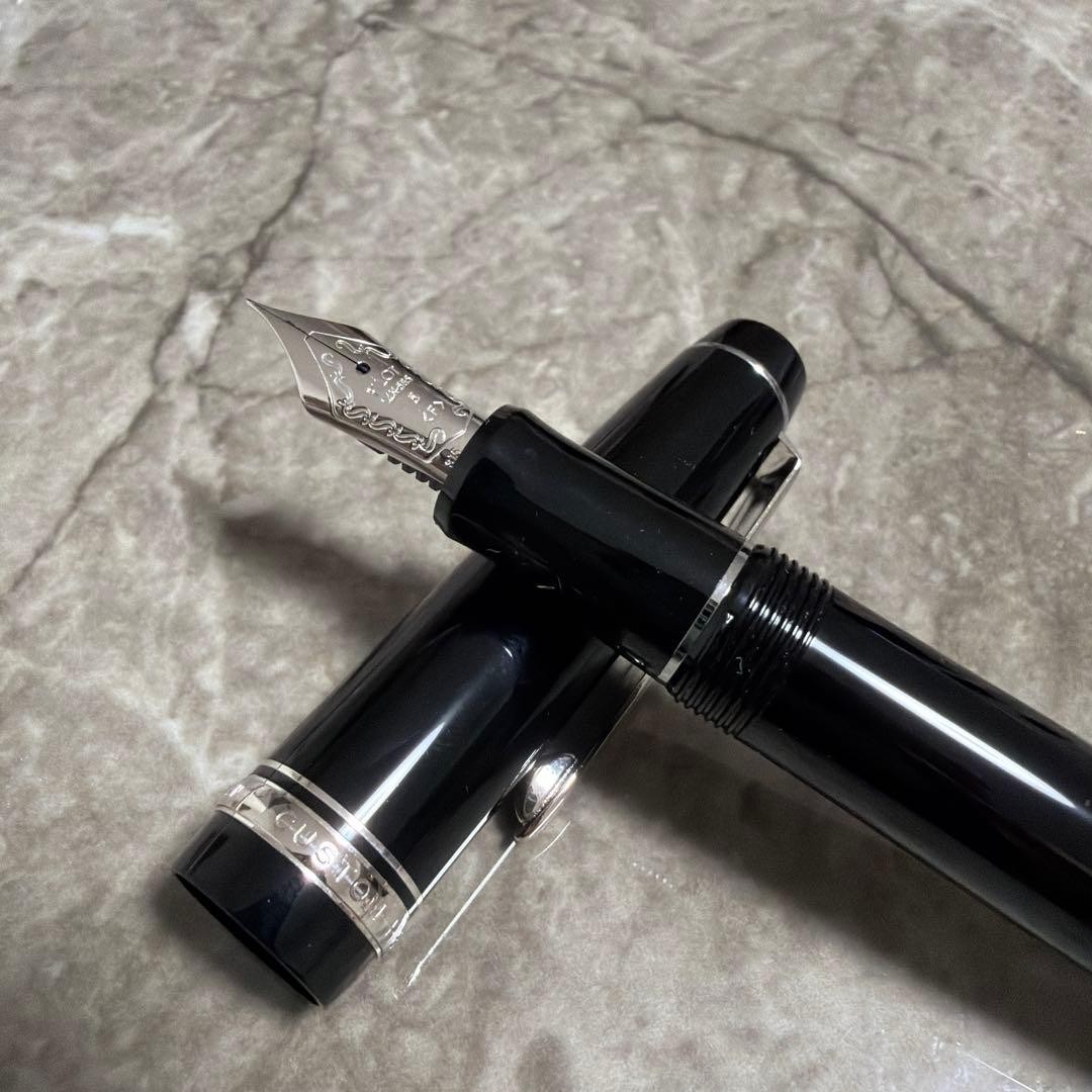 PILOT Custom Heritage 91 Fountain Pen 14K Size 5 Fine F Black Silver Used