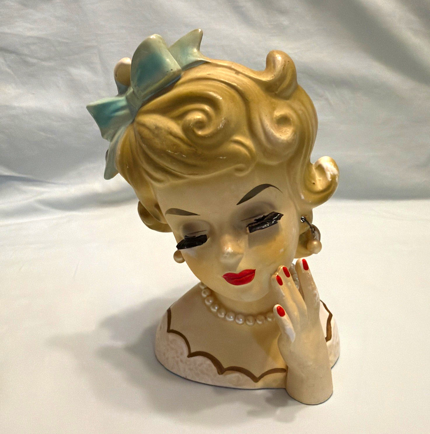 Vintage Rubens Originals Lady Head Vase #489 Japan Blonde Pearl Earrings Bow MCM