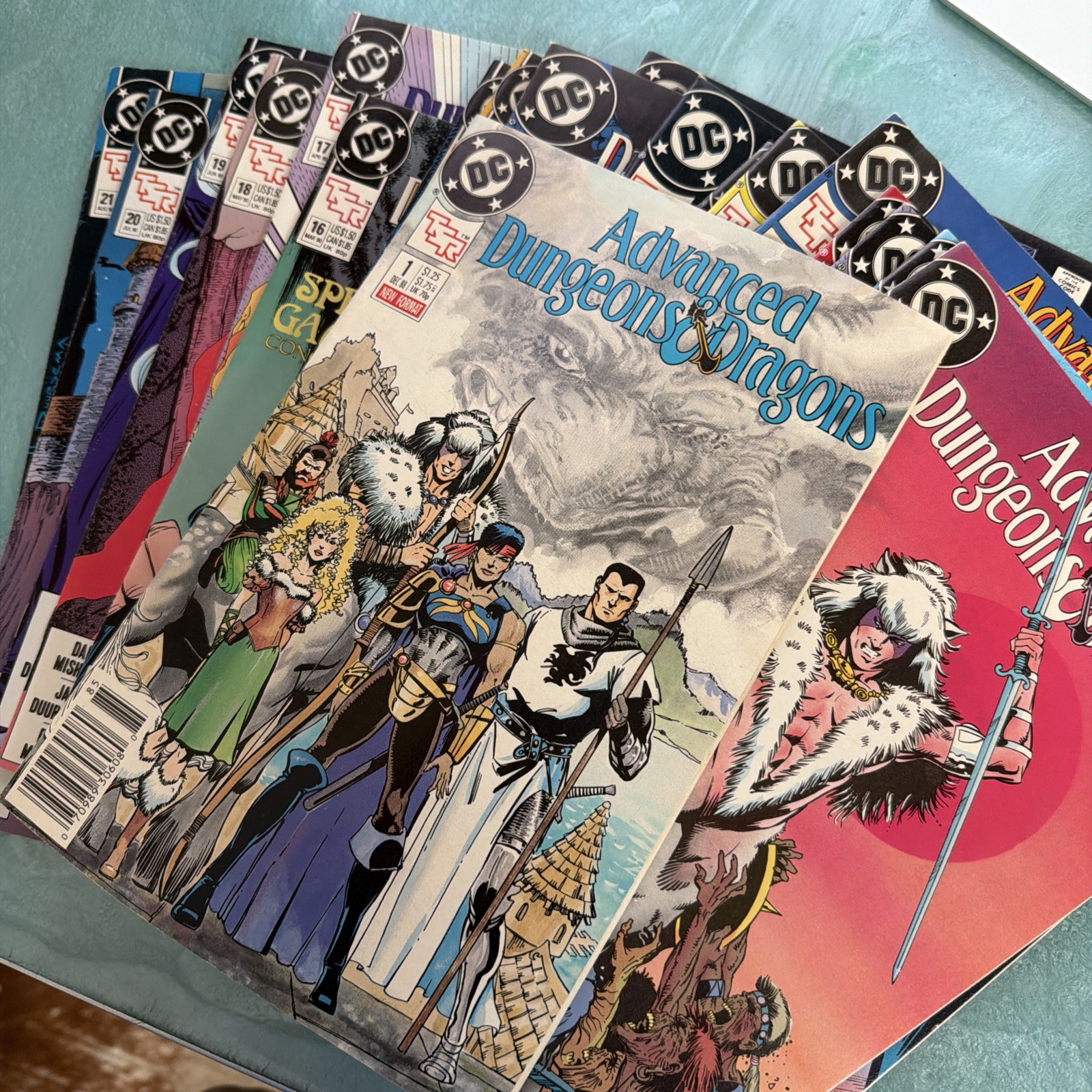 Advanced Dungeons and Dragons (1988) 1 (newsstand variant) 2 3 4 5 6 7 8 9 10-21