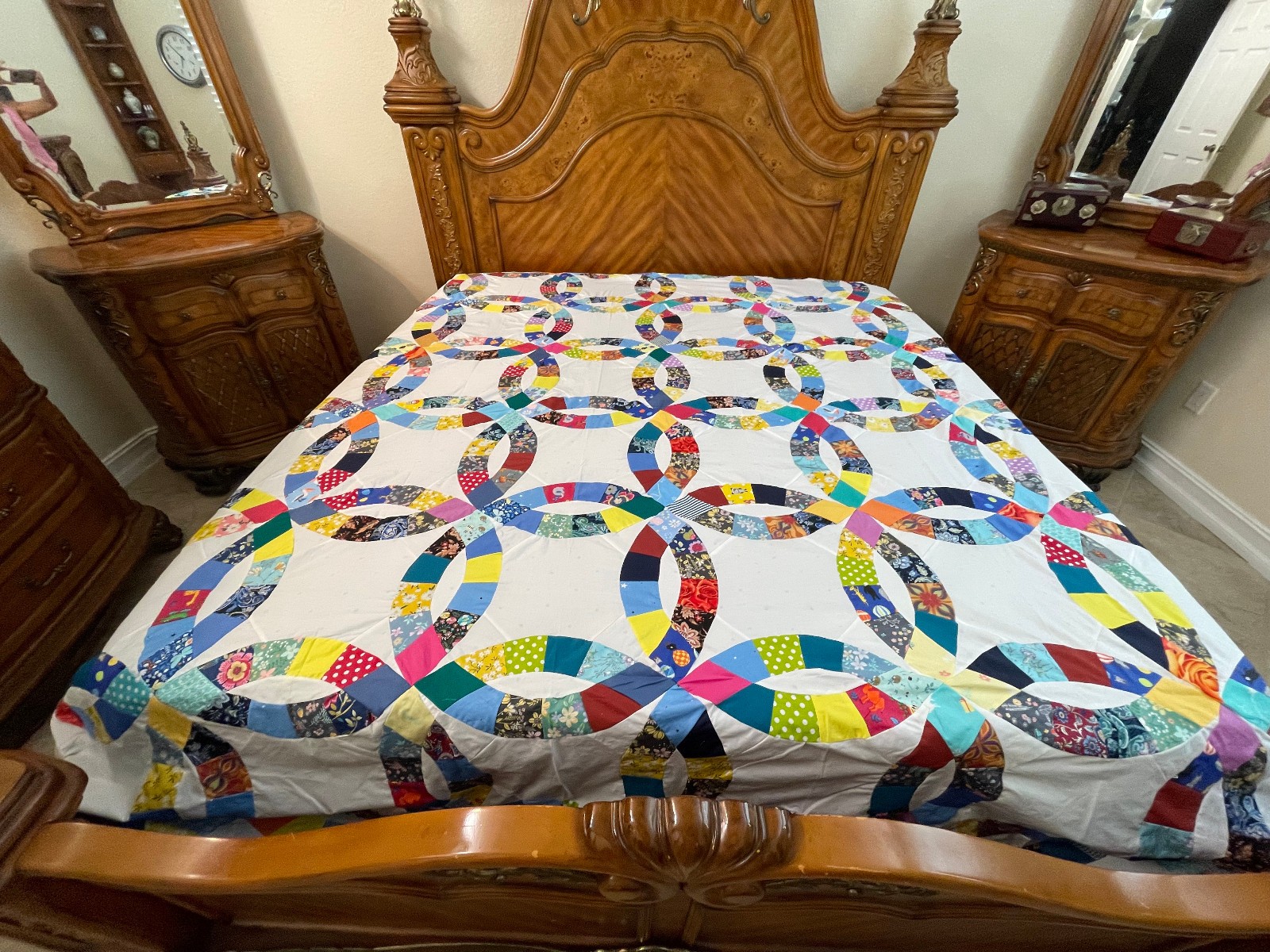 Machine pieced Double Wedding Ring King Size Quilt Top Machine pieced Double Wedding Ring King Size Quilt Top
