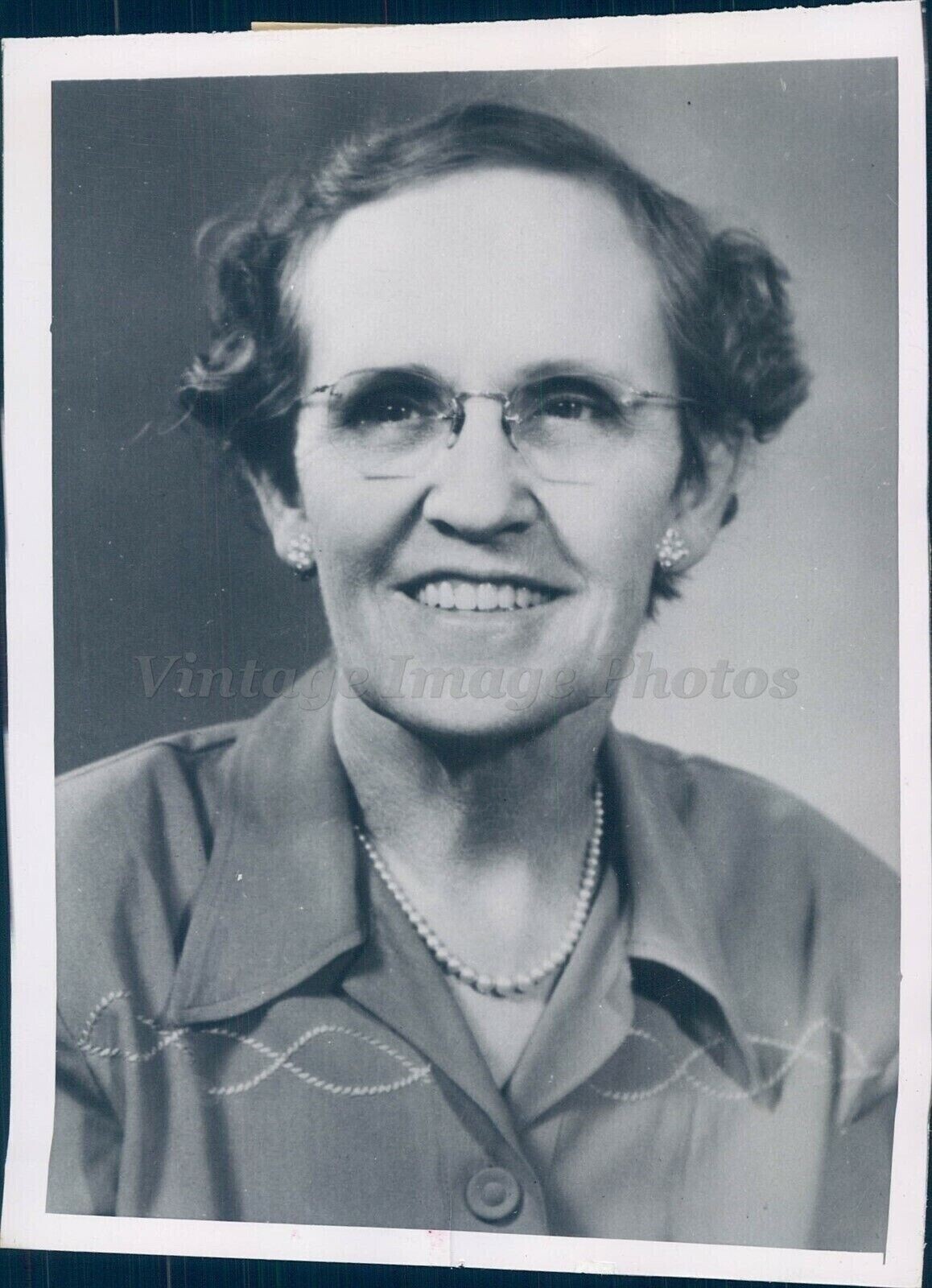1949 Press Mrs FA Gillis Fort Worth TX Mother American Committee Smile Photo