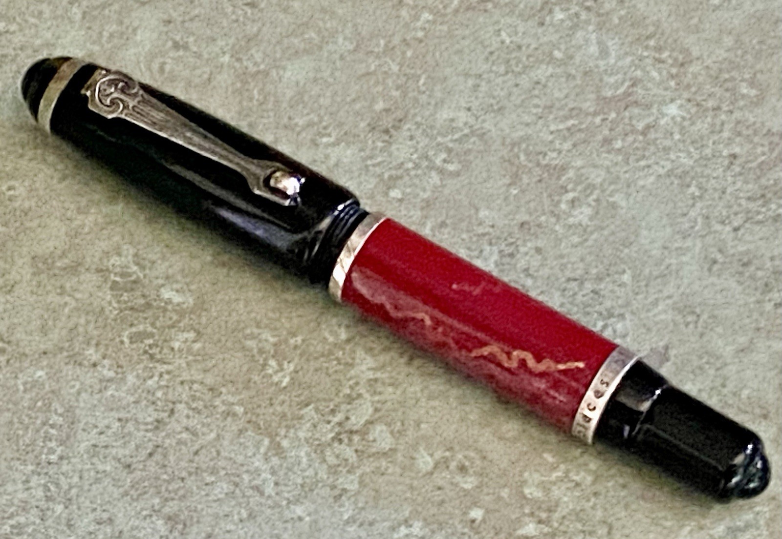 Scarce MARLEN Red Marble 21 Sterling Silver Masterpiece In Writing Fountain Pen