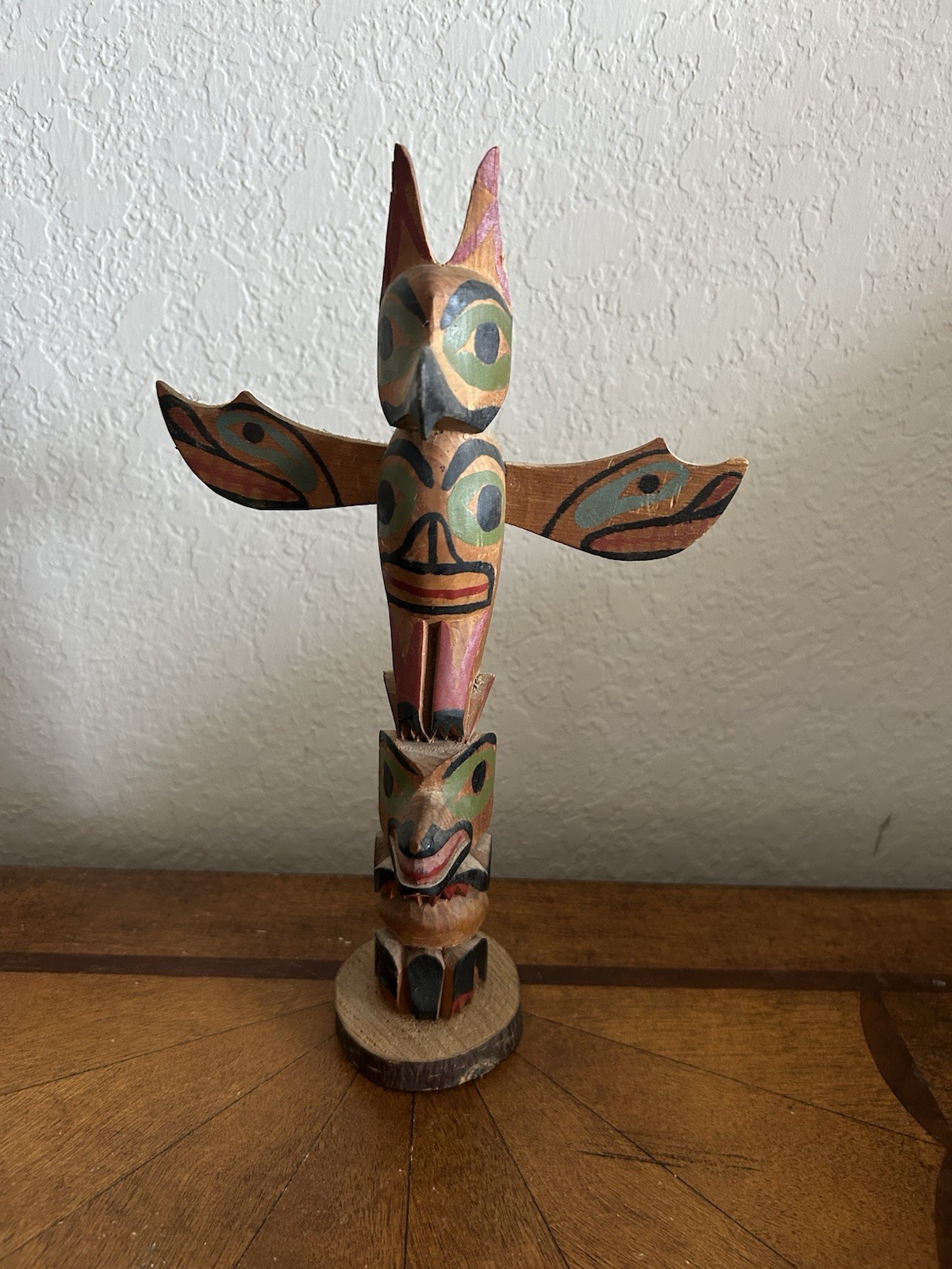 Vntg Hand Carved Wooden Model Totem Pole Pacific Northwest Chief White Eagle 10”