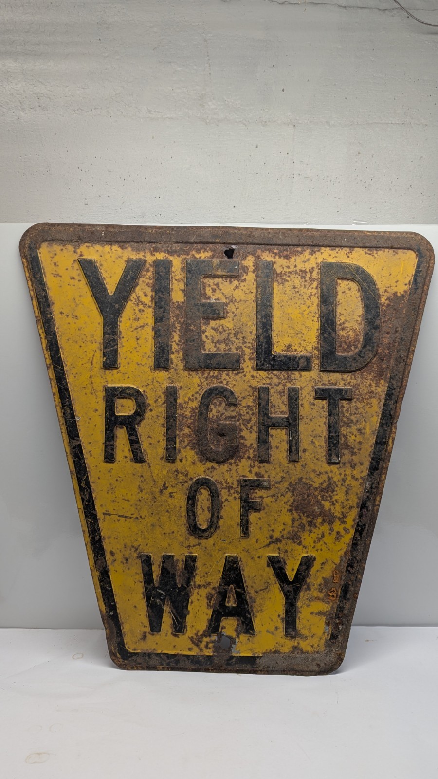 Vintage 1950s Keystone YIELD RIGHT OF WAY Sign Embossed Steel Yellow Traffic