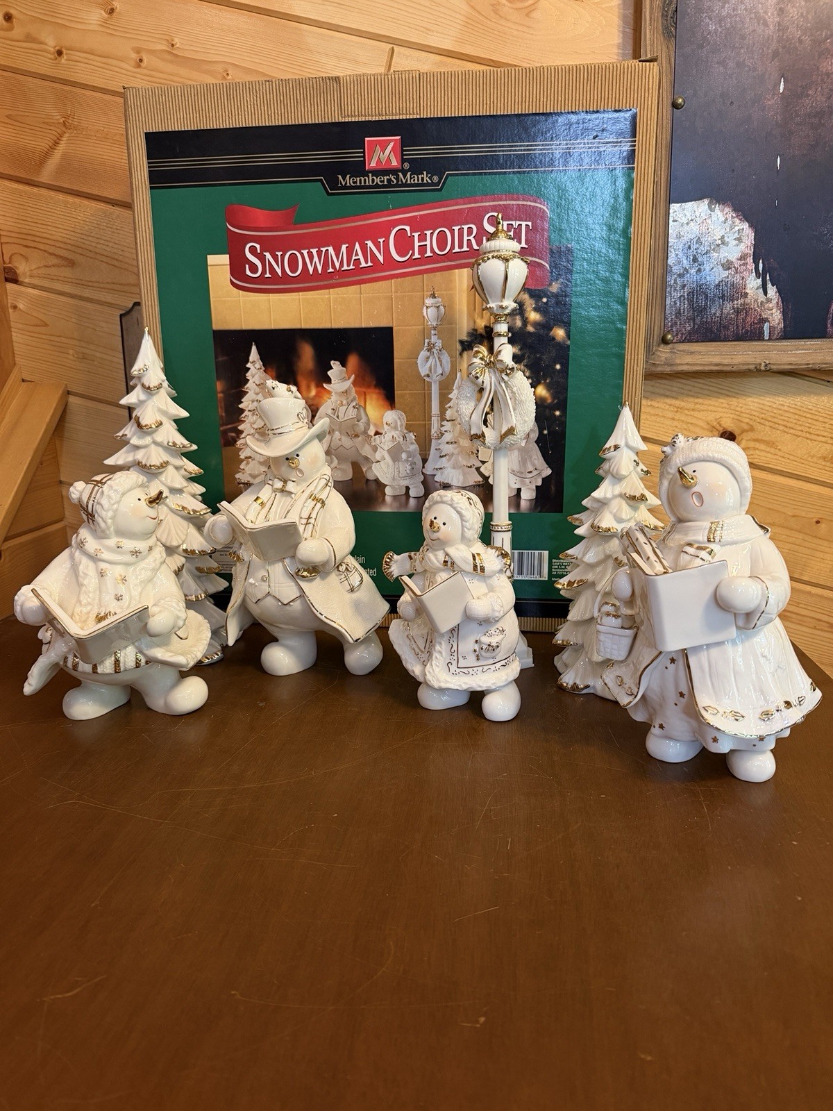 Members Mark Lg 7 Piece Snowman Choir White & Gold Trimmed Porcelain Figures 
