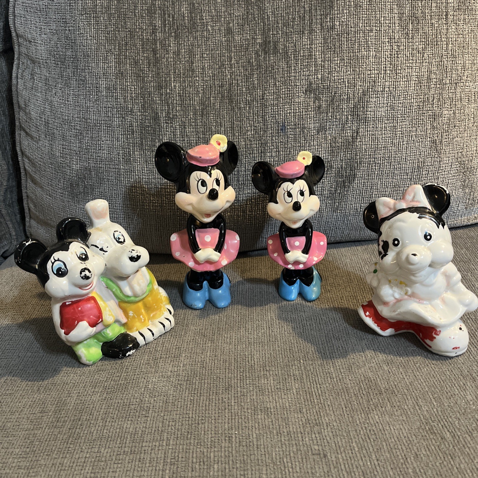 Lot Of VNT Disney Ceramic Figures Mini , Mickey , And Pluto READ DESCRIPTION