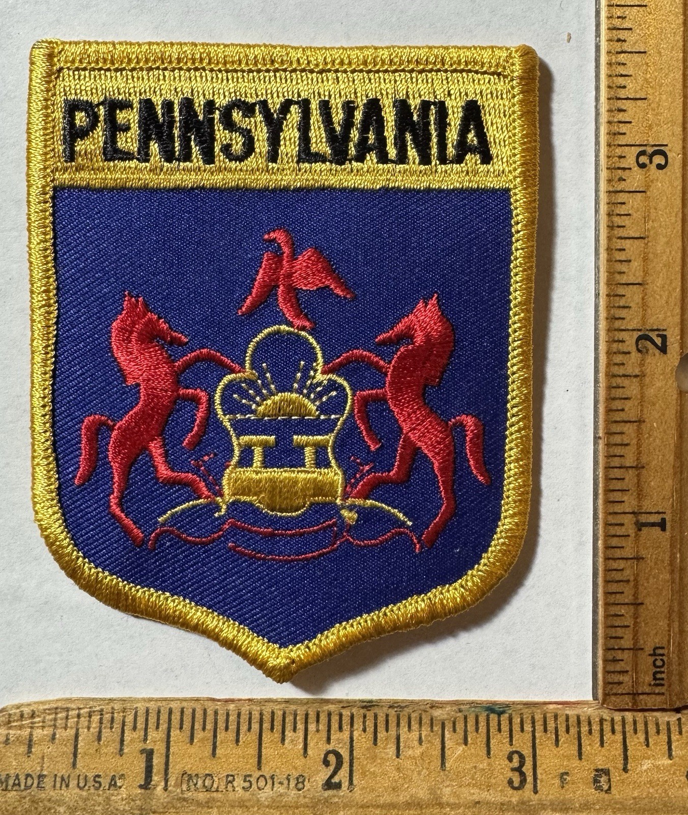 Vintage Pennsylvania State Shield Flag Embroidered Iron On Patch Travel Souvenir