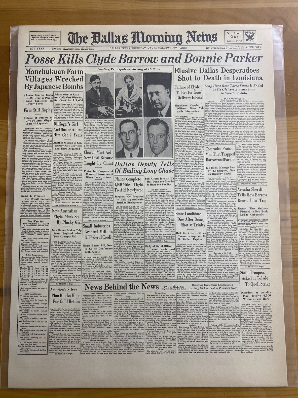 VINTAGE NEWSPAPER HEADLINE ~ROBBERS BONNIE PARKER & CLYDE BARROW SHOT DEAD 1934 VINTAGE NEWSPAPER HEADLINE ~ROBBERS BONNIE PARKER & CLYDE BARROW SHOT DEAD 1934