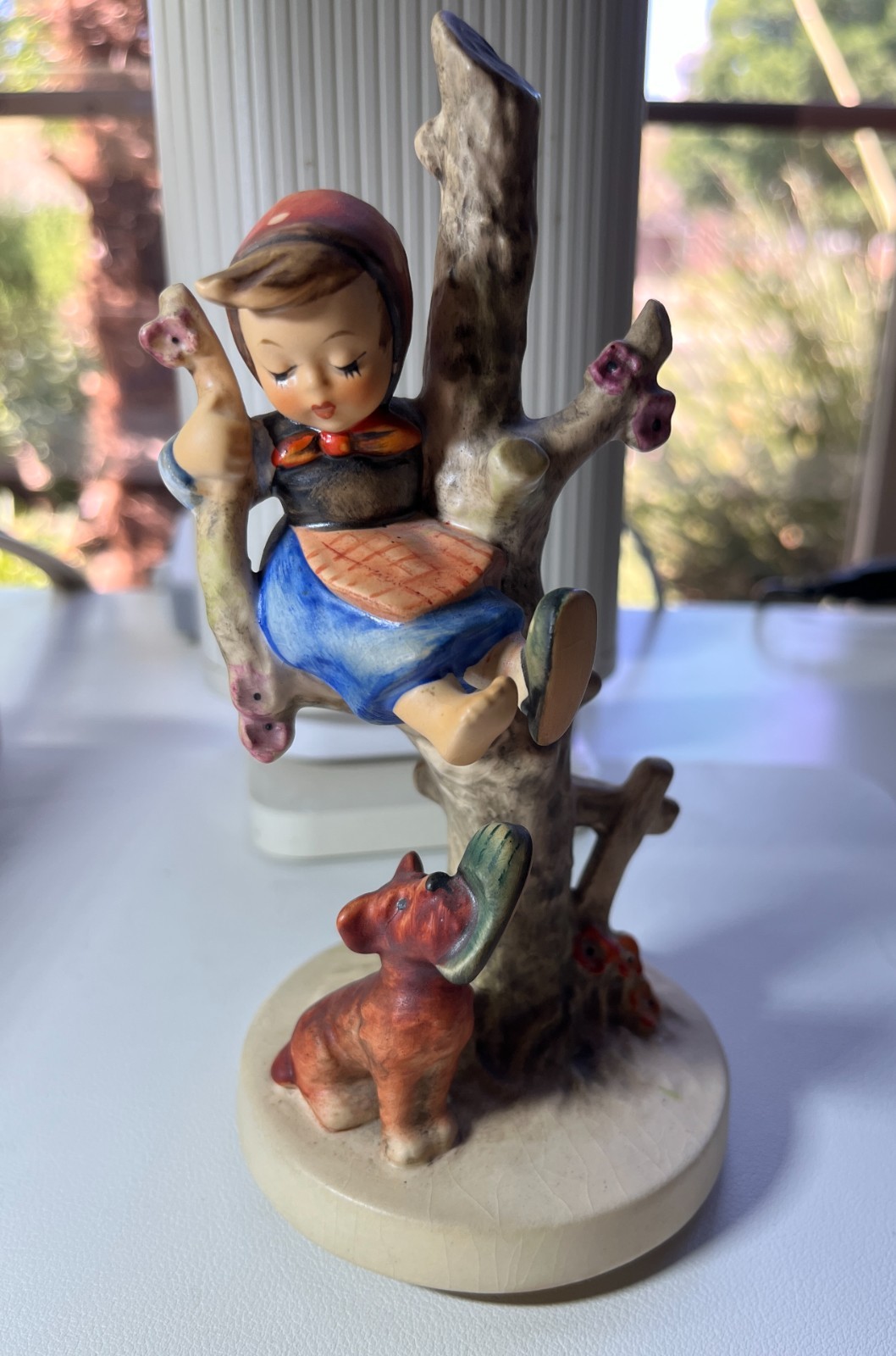 Goebel Hummel figurine \