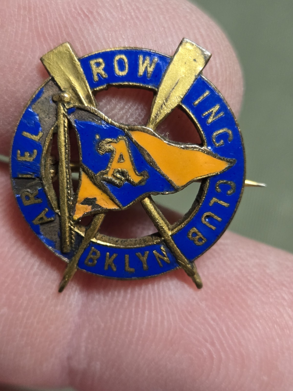Rare Vintage 1920’s Enamel Lapel Pin Brooklyn NY Ariel Rowe Club Maritime Yacht