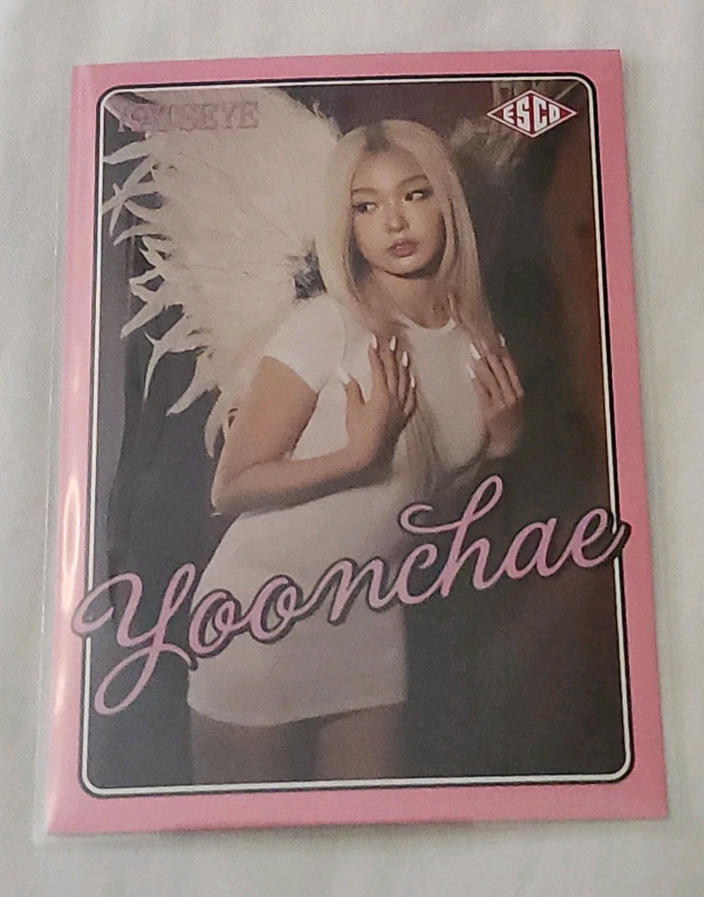 2026 KATSEYE WILD Yoonchae #18 Foil 183/400 ESCO HYBE Geffen Numbered