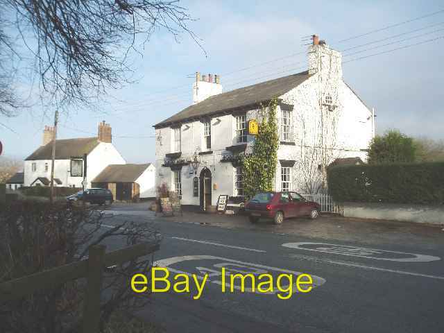Photo 6x4 The Queen\'s Arms Public House, Bosley Opposite Bosley Church on c2005