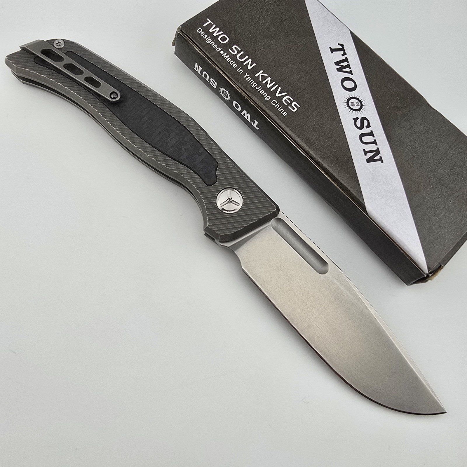TwoSun Vandal TS329 Folding Knife M390 Titanium Carbon Fiber Button Lock EDC