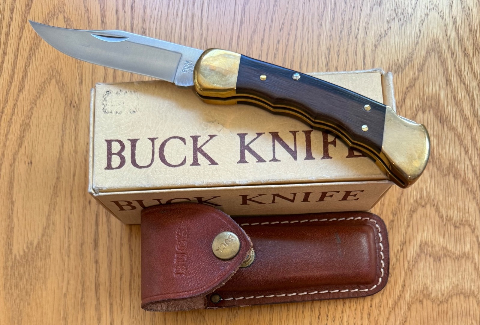VINTAGE 1981-86 BUCK 110 FINGER GROOVE KNIFE NEVER USED IN BOX N27