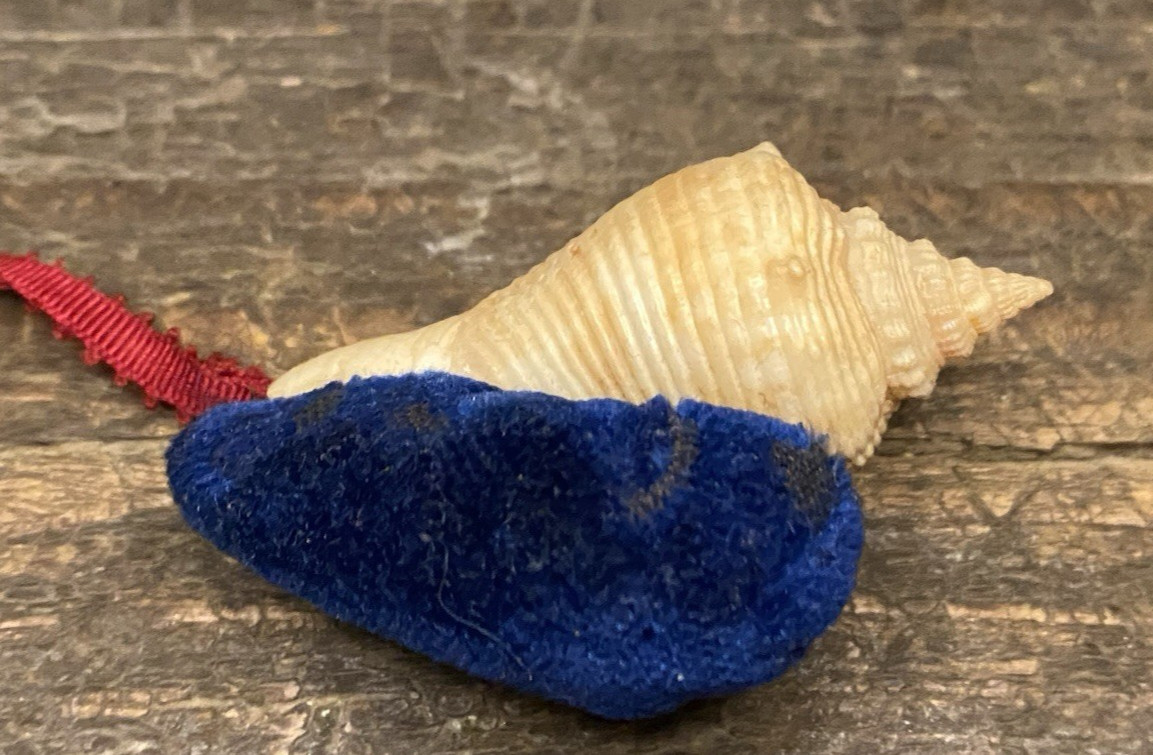 Vintage Deep Blue Velvet Seashell Pin Cushion Sewing Notion