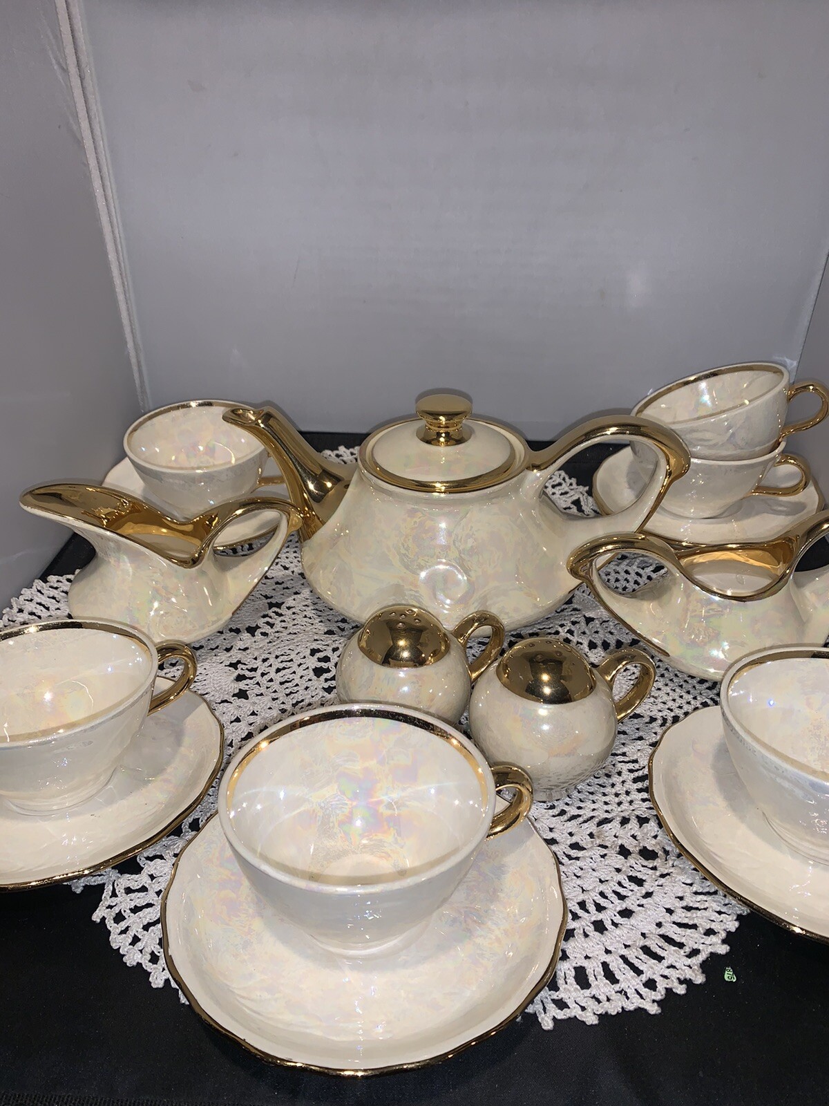 Art Deco 32 Oz Teapot, Sugar, Creamer, Cups Saucers 22 K. Pearl China Co Art Deco 32 Oz Teapot, Sugar, Creamer, Cups Saucers 22 K. Pearl China Co