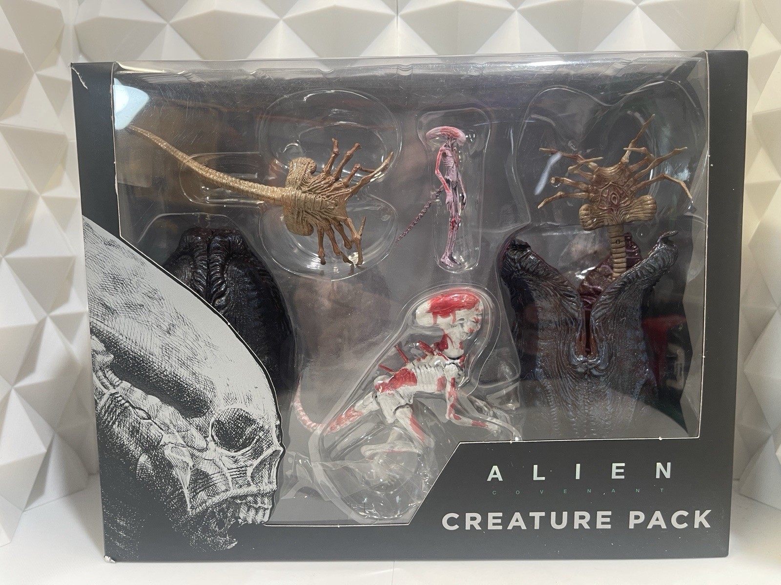 NECA Alien Covenant Creature Pack 2017
